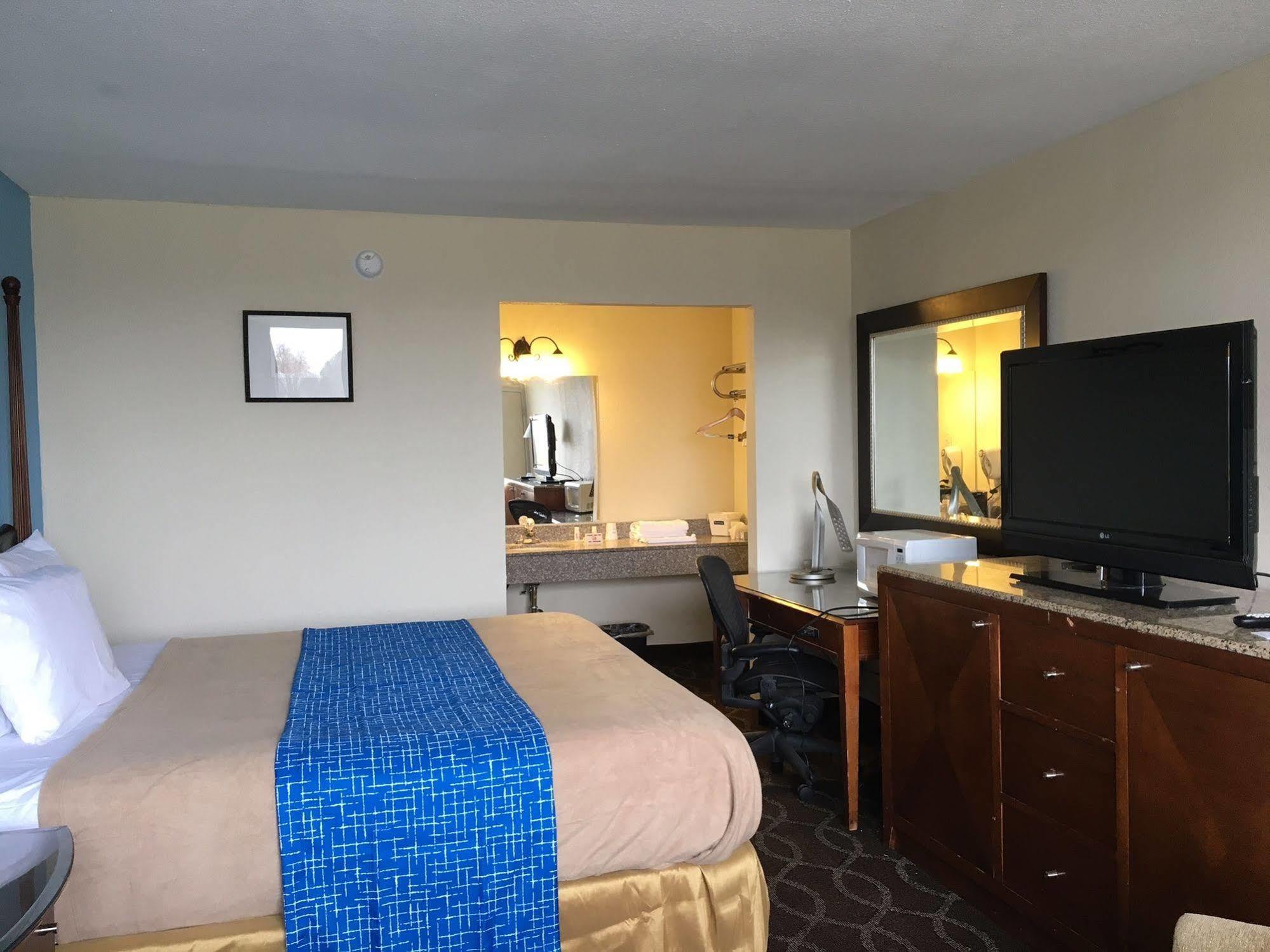 Travel Inn Marston Eksteriør billede